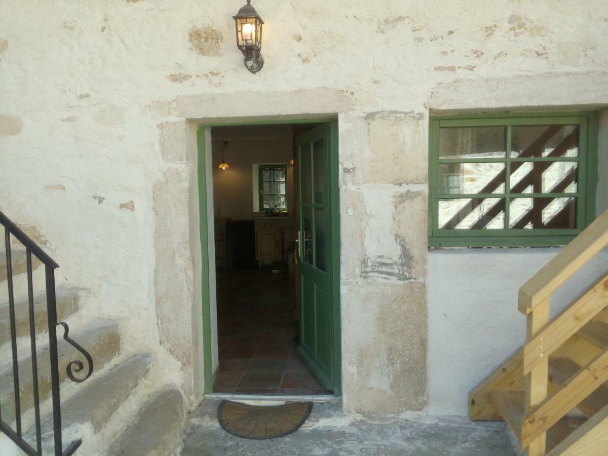 L'Hermitage Yenne Екстериор снимка